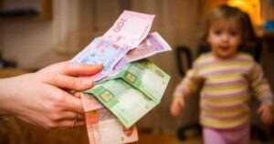 Програма «єСадок»: виплати для працюючих батьків планують звільнити від податків